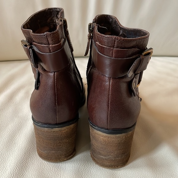 Franco Sarto Brown leather boots - Picture 2 of 5